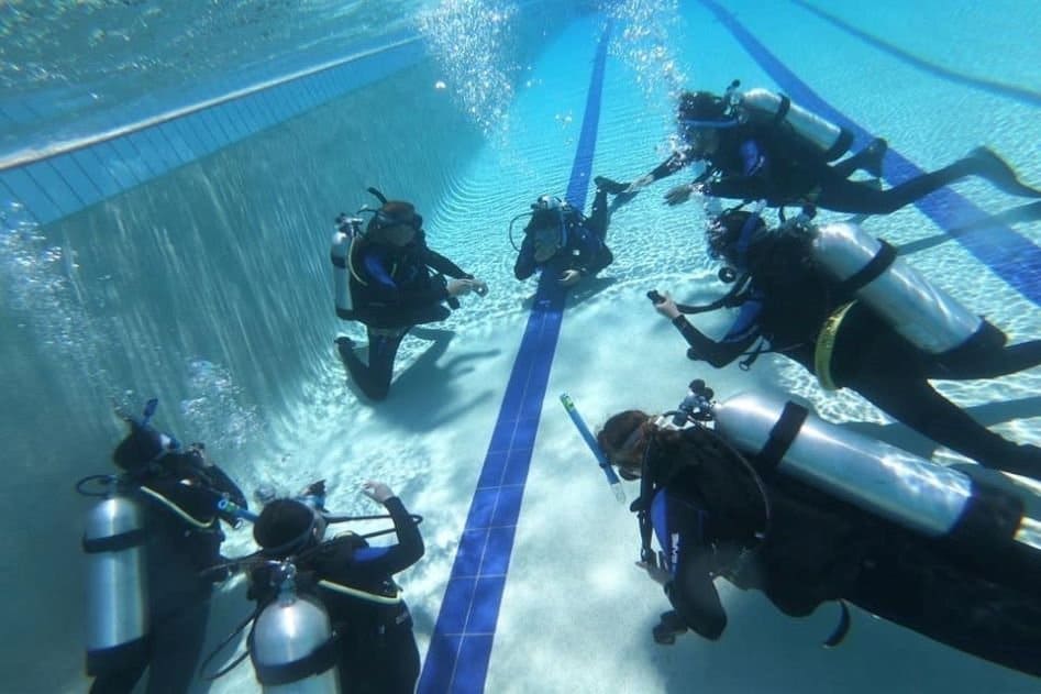 divers-on-torbruk